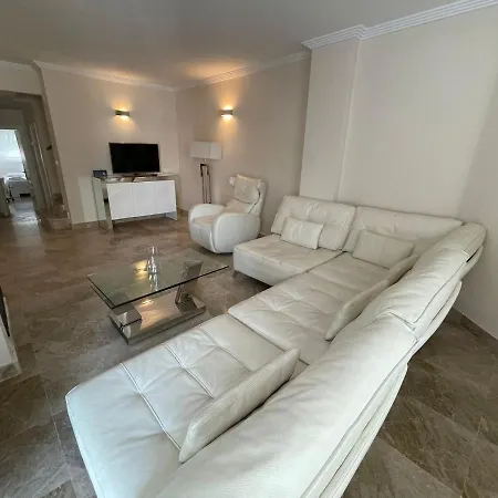 דירה Naranjos Del Sol מארבלה