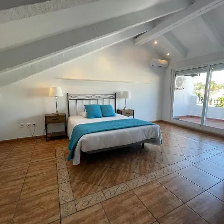 Naranjos Del Sol Lejlighed Marbella