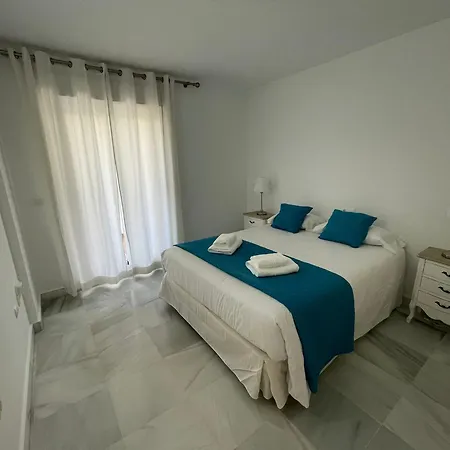 Naranjos Del Sol Lejlighed Marbella
