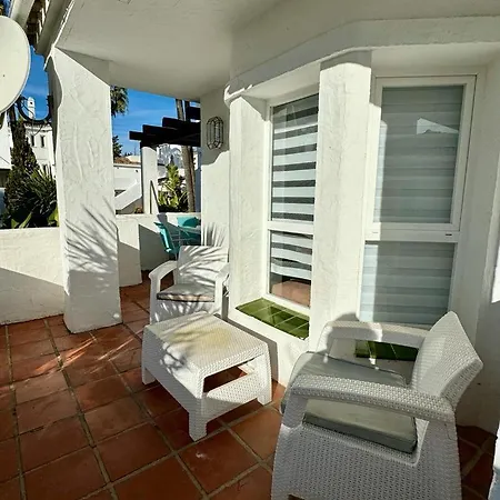 Апартаменты Naranjos Del Sol *