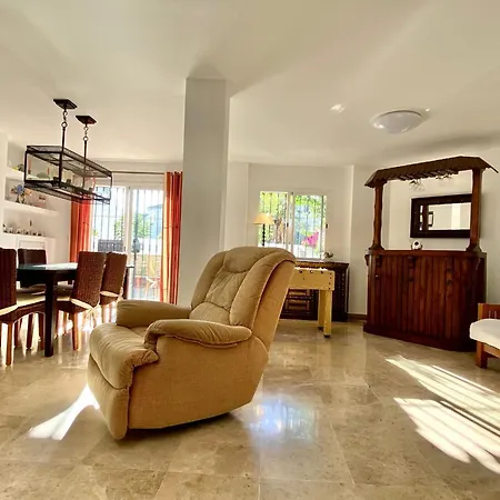 Naranjos Del Sol Apartment *
