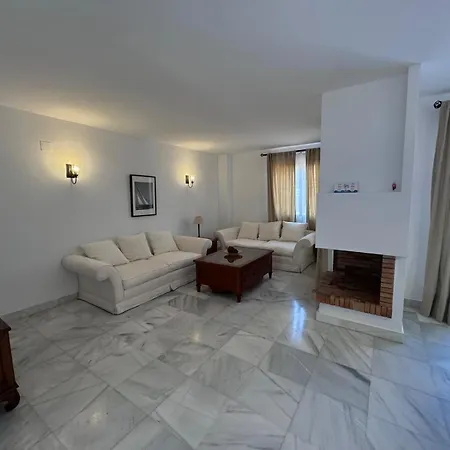 Апартаменты Naranjos Del Sol Марбелья