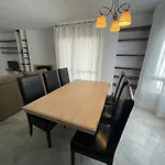 아파트 Naranjos Del Sol 마르베야