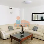 아파트 Naranjos Del Sol 마르베야