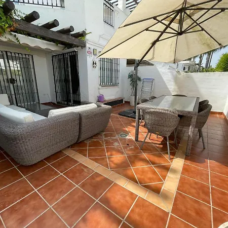 Naranjos Del Sol Апартаменти *