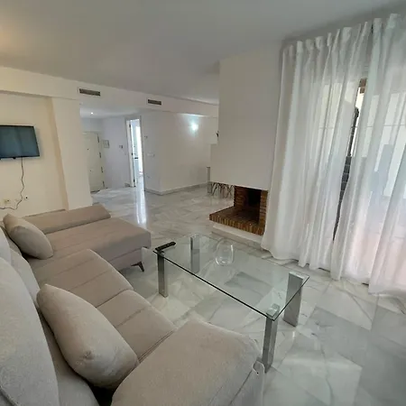 Naranjos Del Sol Апартаменти *