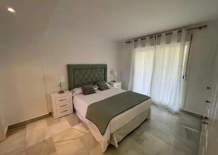 Naranjos Del Sol Апартаменти *