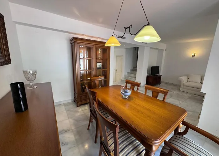 Апартаменти Naranjos Del Sol